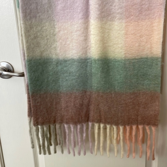 Pre Owned Madewell Brushed Plaid Oversized Scarf - Picture 6 of 9